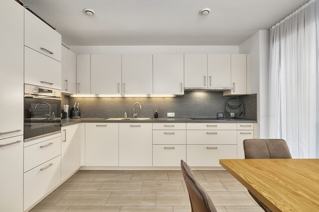 Exklusive 3-Zimmer-Wohnung mit Terrasse – am See