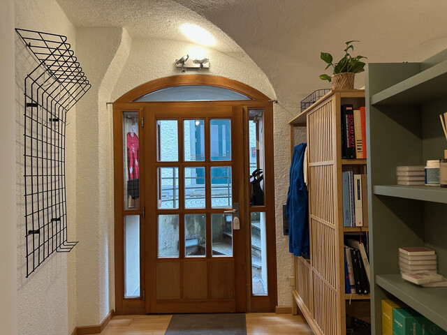 attraktiver Verkaufsraum im EG (Gewölbe) in historischem Feldkircher Altstadthaus längerfristig zu vermieten