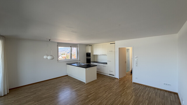 Traumhafte Dachgeschosswohnung mit grosszügiger Terrasse im Herzen von Dornbirn