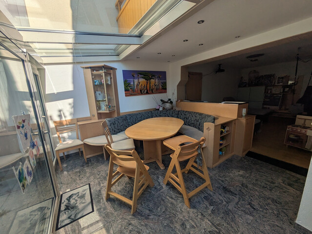 Wohnung mit Garage, Stellplatz und Garten in Top-Lage!
