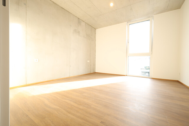 Geräumige 4 Zimmer-Wohnung mit Balkon, Abstellraum, und TG  in Top-Lage!
