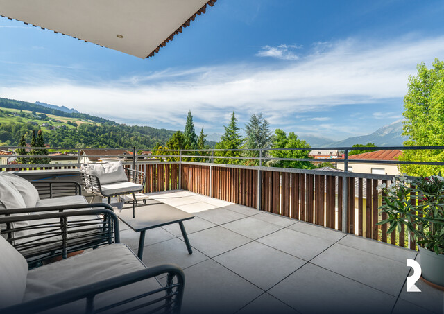 SONNIGE 3-ZIMMER-WOHNUNG MIT GROSSER LOGGIA & UNVERBAUBAREM BERGBLICK IN FELDKIRCH-NOFELS
