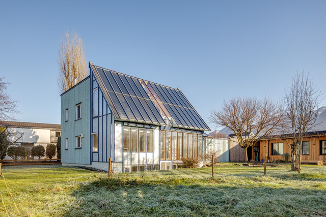 Einzigartiges Einfamilienhaus mit wunderschönem Wintergarten und Dachterasse in Altach!