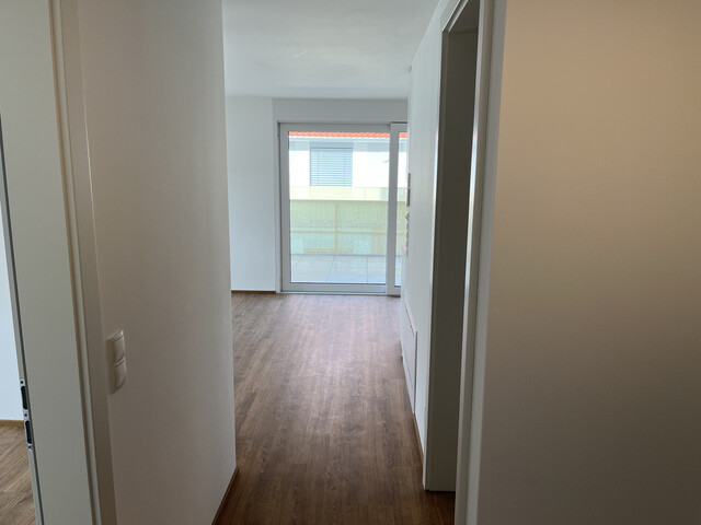 mitten in Dornbirn, perfekt erreichbar, neuwertige 2-Zimmer Wohnung, keine Vermittlungsprovision, keine Vertragskosten, für Single oder Paar,