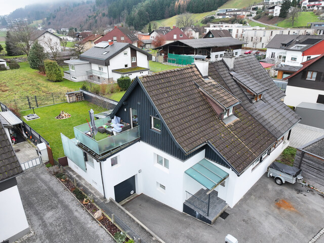 Großzügige Doppelhaushälfte mit Garten, Dachterrasse & flexibler Nutzung in Feldkirch