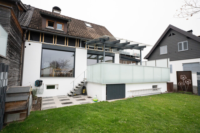 Großzügige Doppelhaushälfte mit Garten, Dachterrasse & flexibler Nutzung in Feldkirch