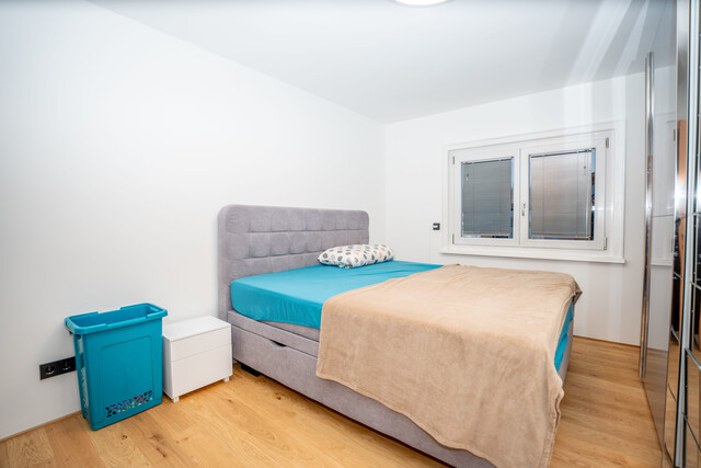Großzügige Doppelhaushälfte mit Garten, Dachterrasse & flexibler Nutzung in Feldkirch