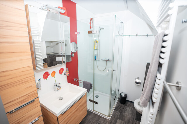 Großzügige Doppelhaushälfte mit Garten, Dachterrasse & flexibler Nutzung in Feldkirch
