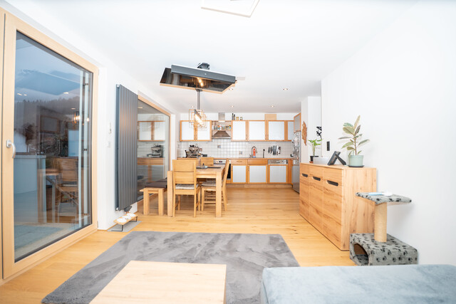 Großzügige Doppelhaushälfte mit Garten, Dachterrasse & flexibler Nutzung in Feldkirch