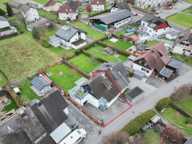 Großzügige Doppelhaushälfte mit Garten, Dachterrasse & flexibler Nutzung in Feldkirch