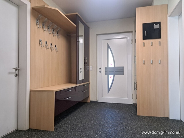 Einfamilienhaus mit Sauna und Whirlpool in begehrter Lage von Klaus