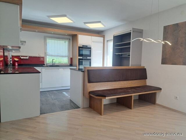 Einfamilienhaus mit Sauna und Whirlpool in begehrter Lage von Klaus