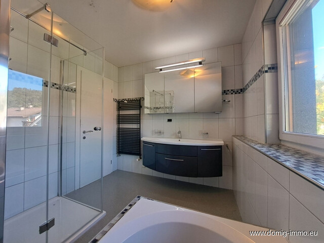 Einfamilienhaus mit Sauna und Whirlpool in begehrter Lage von Klaus