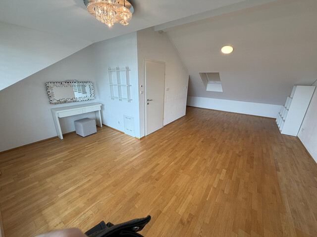 Moderne 5-Zimmer-GARTENWOHNUNG mit Gäste-WC in Lustenau 