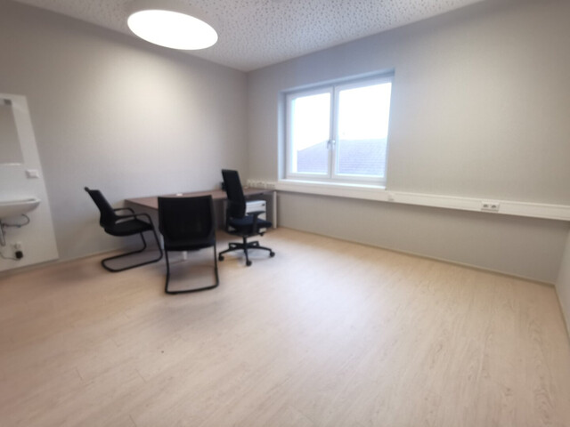 GEMEINSCHAFTSPRAXIS - Neubau, Erstbezug - moderne Ordination - unschlagbar günstig ab € 225,-