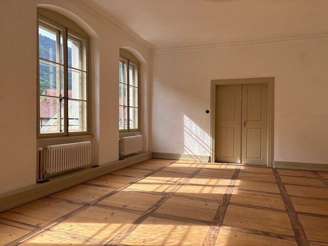 Repräsentative Gewerbefläche in liebevoll sanierter Villa