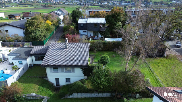 NEUER PREIS !!!  Einfamilienhaus mit großem Garten in ruhiger Lage