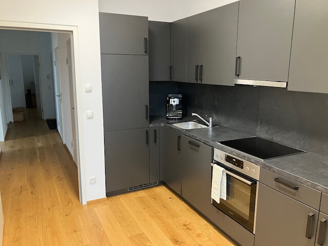 Schönes, helles Büro in Seenähe zu verkaufen (verfügbar Ende 2026)