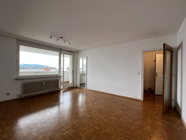 Sonnige 1- Zimmer Dachgeschosswohnung am Marktplatz