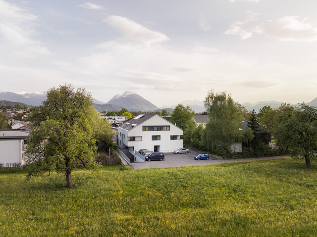 Moderne 2-Zimmer-Wohnung mit sonniger Terrasse in Weiler