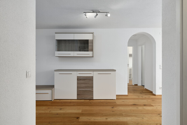 Charmante 3,5-Zimmer-Wohnung mit Wintergarten