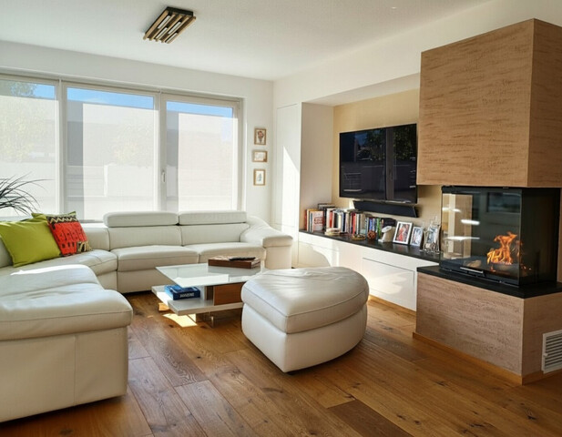 Dachgeschosswohnung mit herrlicher Terrasse in Gisingen! Sie werden begeistert sein!