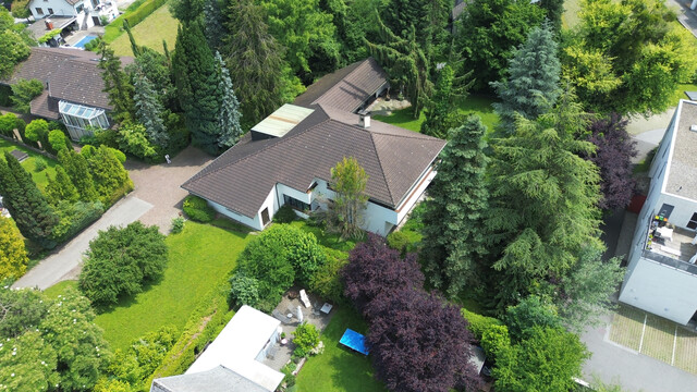 Mein Anwesen mit Charme und Schwimmbad im Lustenauer Rheindorf