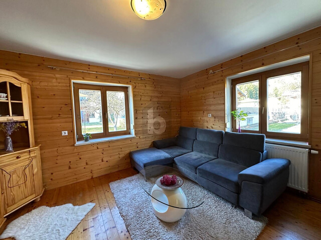 GANZTÄGIG SONNE ? RUHIGES WOHNEN MIT PANORAMA-BALKON