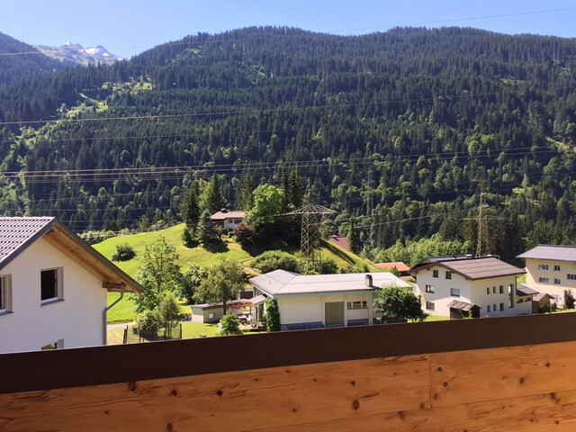 Herrlich gelegene 4 Zimmer Maisonette Wohnung