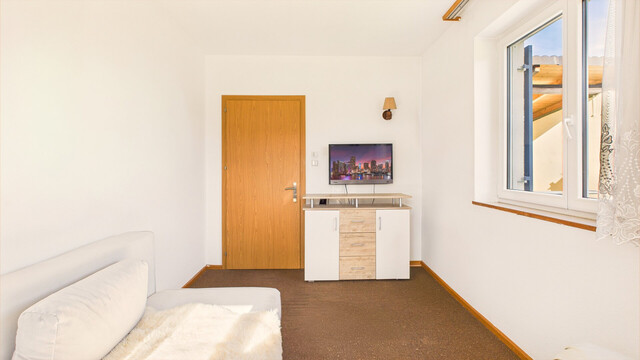 Feldkirch | Großzügiges Haus mit zwei Wohnungen in ruhiger Aussichtslage