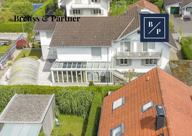 Großzügige Villa mit Pool in Bregenz: Luxuriöses Wohnen auf 239m² mit Einliegerwohnung und separatem Büro