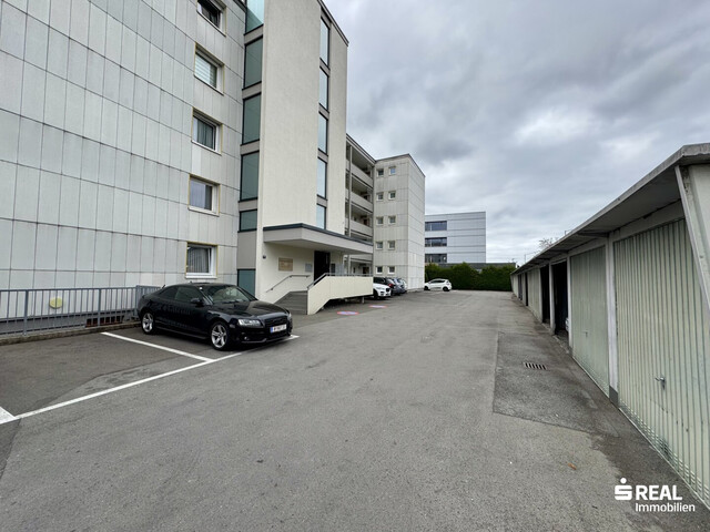 Modernisierte 4-Zimmerwohnung mit Balkon und Garagenbox