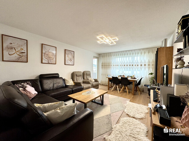 Modernisierte 4-Zimmerwohnung mit Balkon und Garagenbox