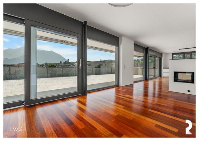 STILVOLLES PENTHOUSE IN BESTLAGE VON GÖFIS – GROSSZÜGIGE TERRASSE MIT PANORAMABLICK