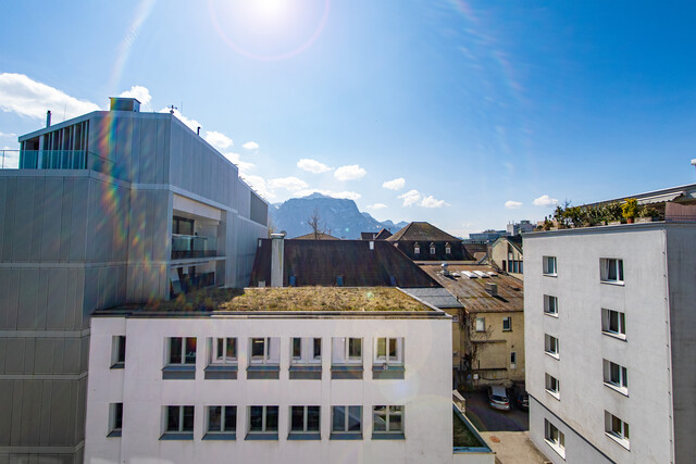 Neue Dachgeschoss-Wohnung mit Terrasse und Kühlung im Herzen von Dornbirn