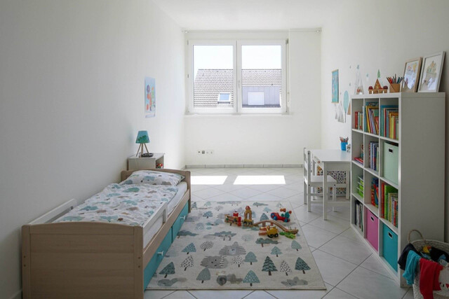 Licht, Raum, Komfort: 3-Zimmer-Wohnung mit verglastem Balkon