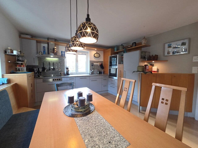 Bezauberndes Einfamilienhaus mit Einliegerwohnung und schönem Garten in zentraler Lage von Altach!