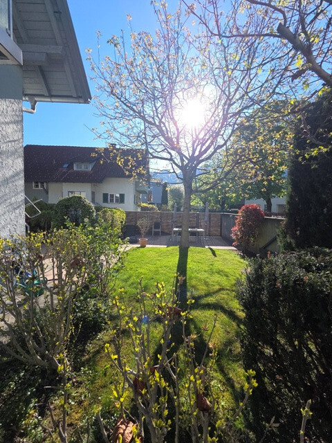 Bezauberndes Einfamilienhaus mit Einliegerwohnung und schönem Garten in zentraler Lage von Altach!