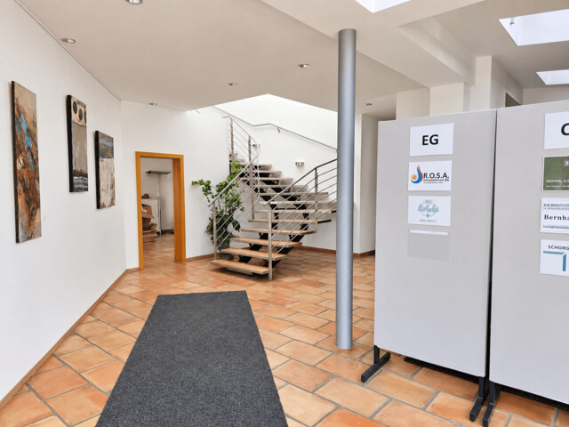 Flexibler Gewerbe-/Büroraum - optional mit Lager - in Weiler