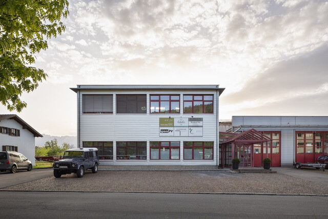 Flexibler Gewerbe-/Büroraum - optional mit Lager - in Weiler