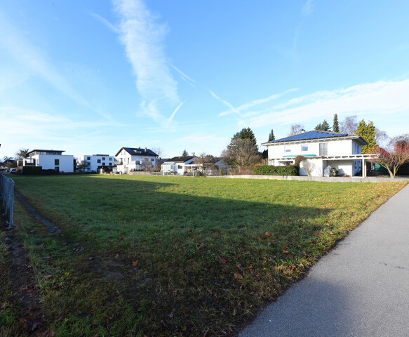 Seltene Gelegenheit: Großes Baugrundstück in Top-Lage