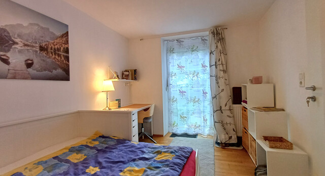 3 Zimmer mit grosser Wohn- Essküche möbliert und mit Garten  für ein paar Wochen oder Monate