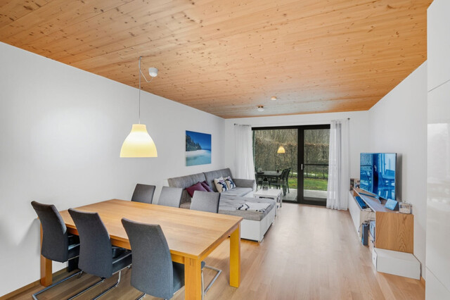 Dornbirn: Moderne 2-Zimmer-Wohnung mit großem Garten und Terrasse