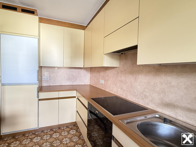 Möblierte 2 Zimmer Wohnung in Kleinwohnanlage!