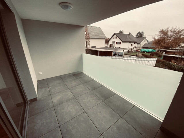 Hochwertig ausgestattete 2-Zimmer Wohnung mit Balkon in Kleinwohnanlage