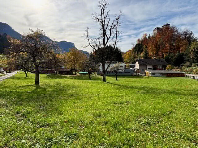 Baugrundstück am Fuße von Schloss Glopper - Grundstück 2
