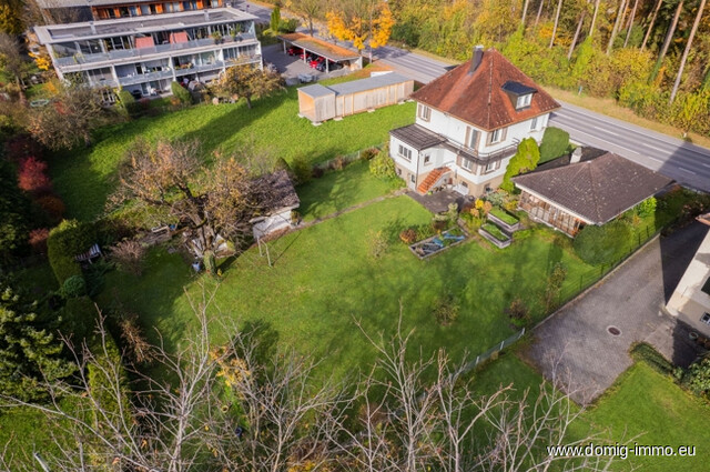 Charmanter Altbestand (Einfamilienhaus) mit großem Grundstück in traumhafter Lage in Feldkirch-Tosters