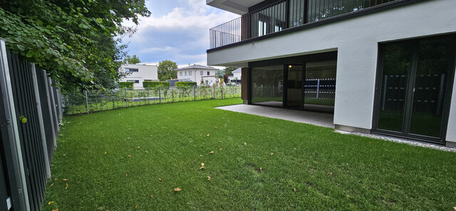 Neuwertige exklusive 3-Zimmer-Wohnung mit Garten im Herzen von Mäder – inkl. Tiefgaragenplatz