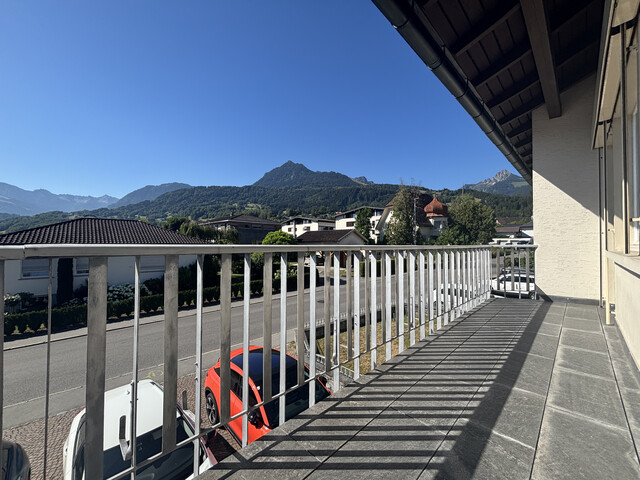 "ohne Provision" geräumige 4,5 Zimmer Wohnung mit Balkon und Blick auf die drei Schwestern