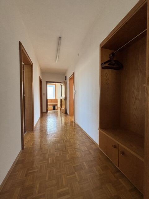 "ohne Provision" geräumige 4,5 Zimmer Wohnung mit Balkon und Blick auf die drei Schwestern